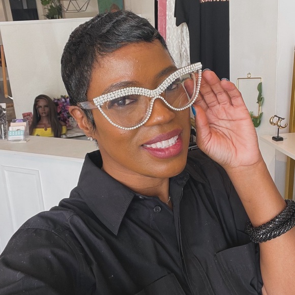 Clear Frame Rhinestone Cat Eyed Glasses - Picture 1 of 4